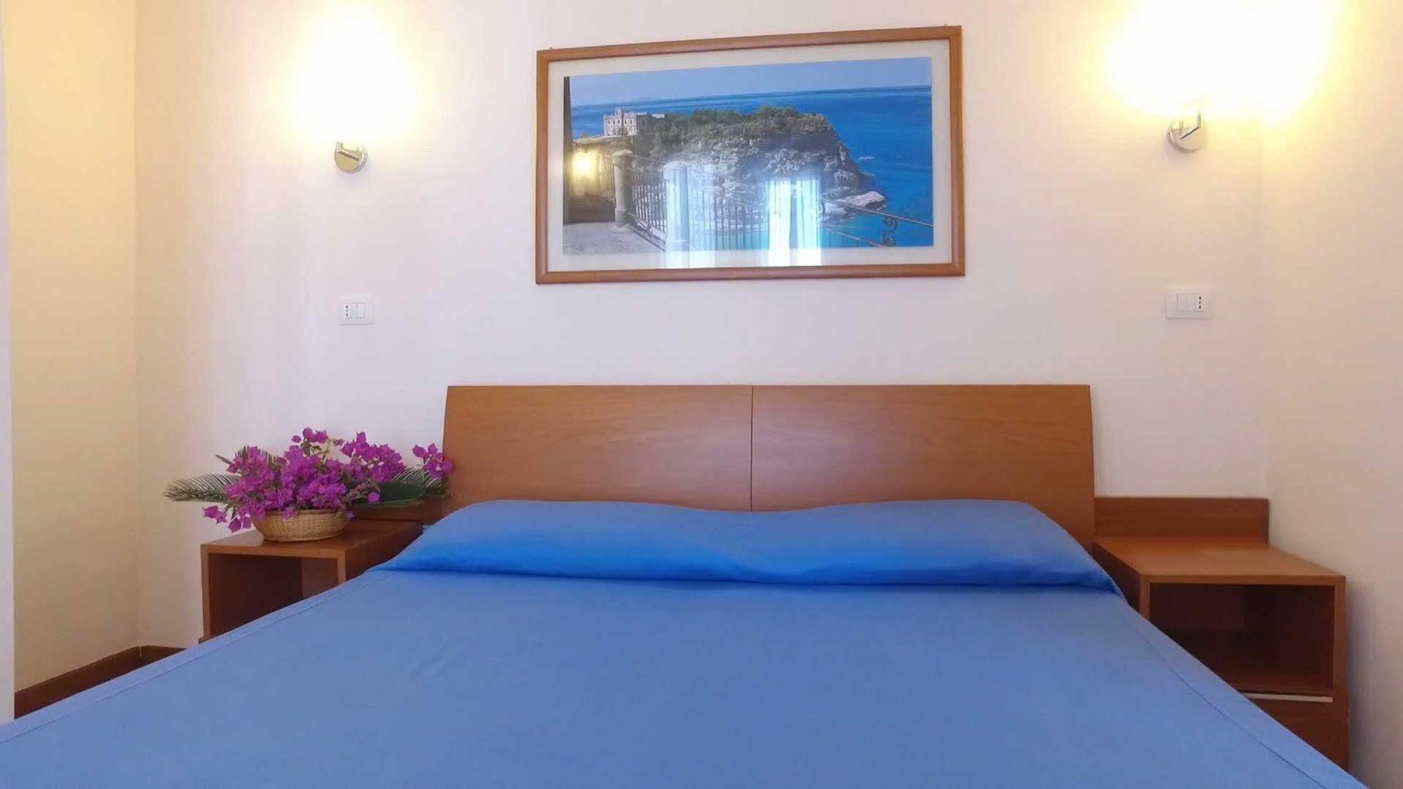 Le Rosette Resort Parghelia Exterior photo