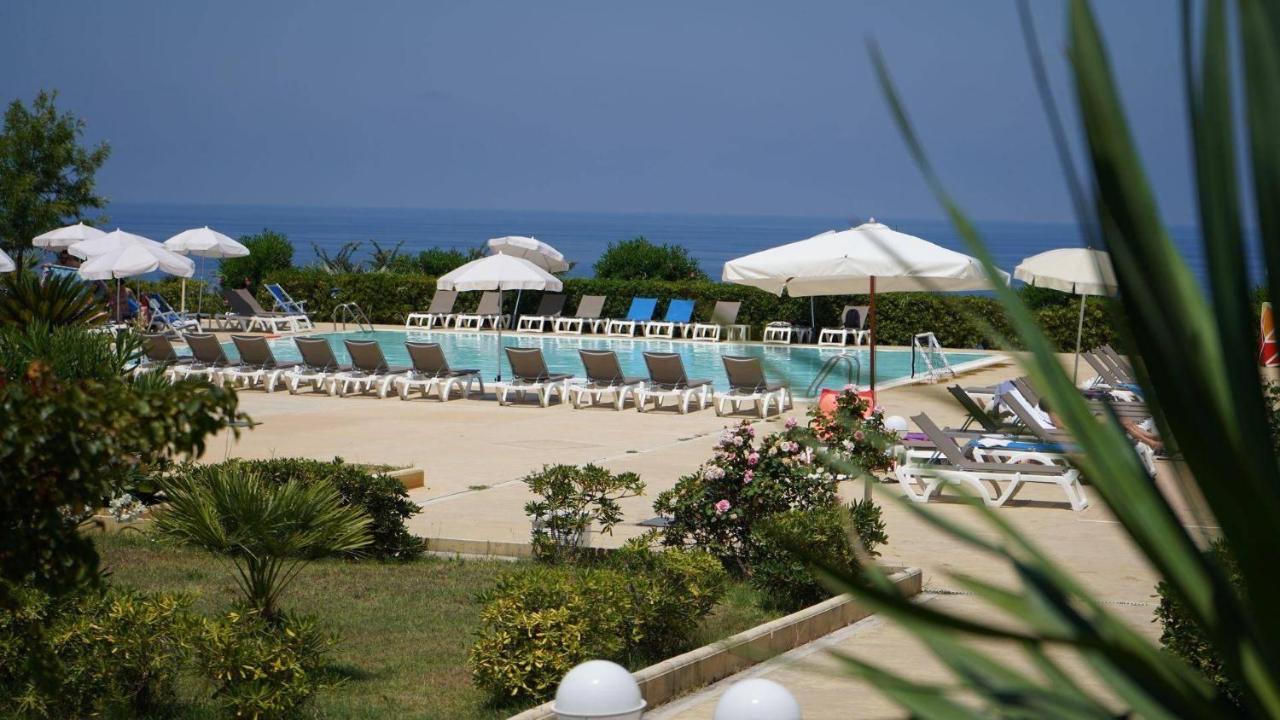 Le Rosette Resort Parghelia Exterior photo